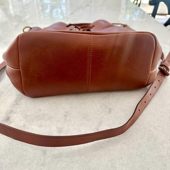 Madewell Leather Lafayette Bucket Bag Crossbody NWT - Picture 6 of 12